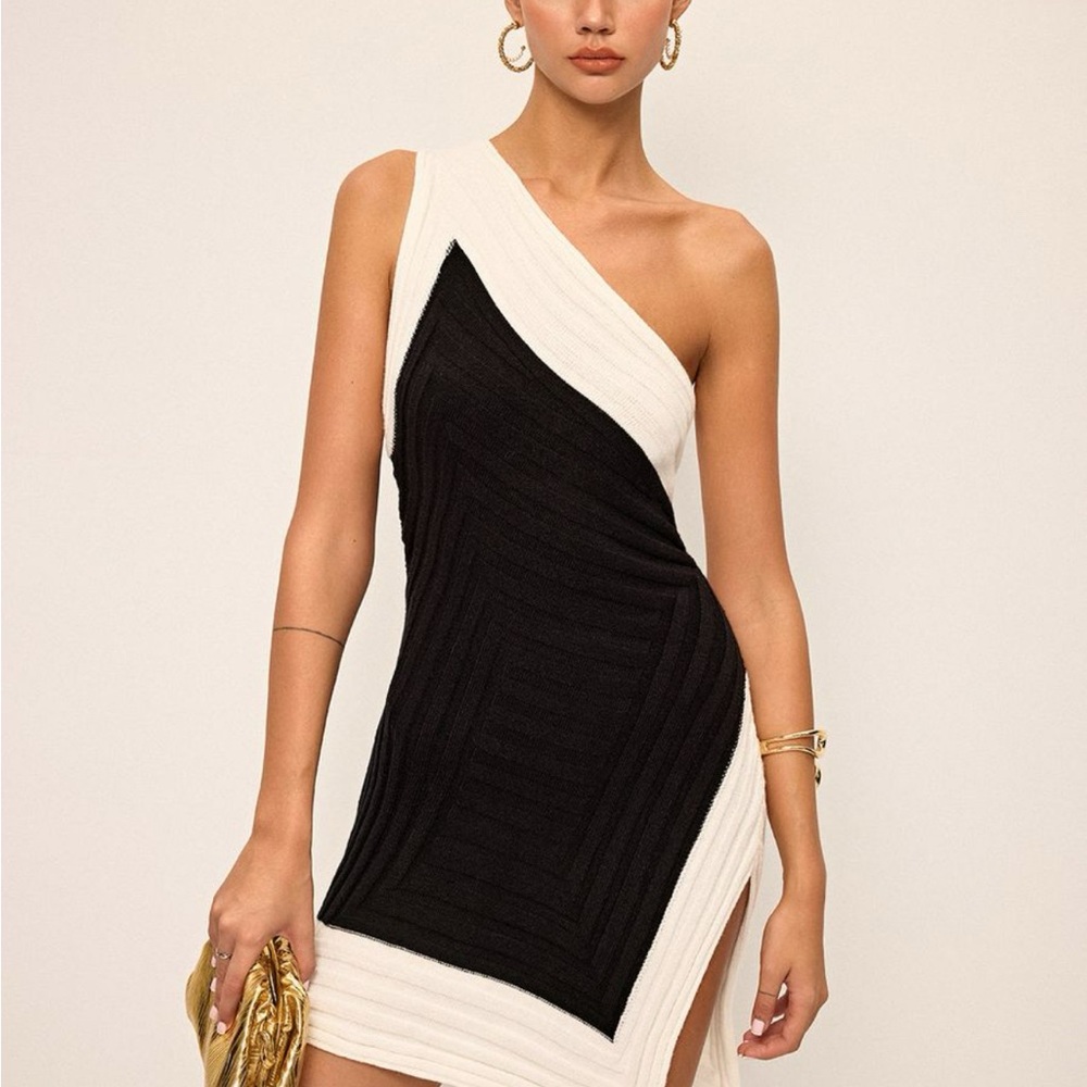 Commense One-Shoulder Black and Cream Dress